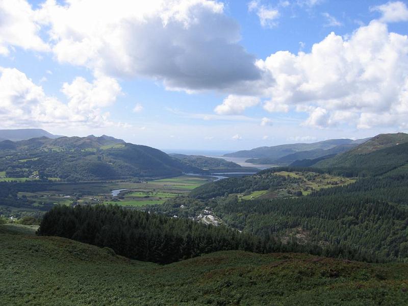 48_Precipice.JPG - Precipice Walk, im Hintergrund: Mawddach Estuary